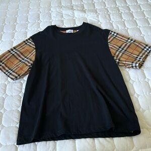COPY - Burberry vintage check sleeve cotton oversized t-shirt